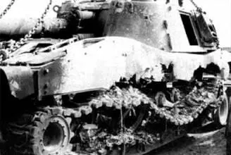 Алюминиевый корпус 155мм САУ М109А6 при пожаре внутри машины выгорел - фото 51