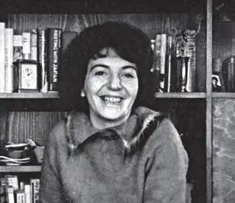 Валентина дома на 3й Миусской 1963 г Когда я женился на Валентине то - фото 138