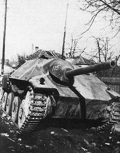 САУ Hetzer подбитая в ходе боев в Будапеште Февраль 1945 года Номер 115 - фото 137