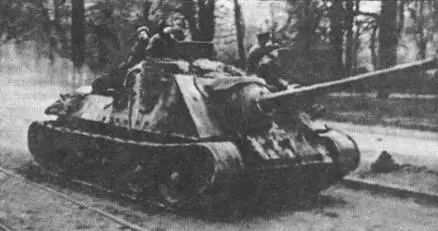 СУ85М Самоходная установка Су85 Общей компоновкой СУ85 напоминала свою - фото 144