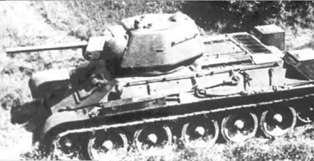 Т3476 образца 1942 г с шестигранной башней Танки Т3476 выходят из цеха - фото 168