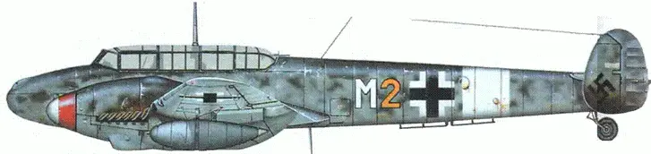 Bf110GЗ оберлейтенанта Фритпа Бюлоффа из состава AufklSt Крым Осуществляя - фото 54
