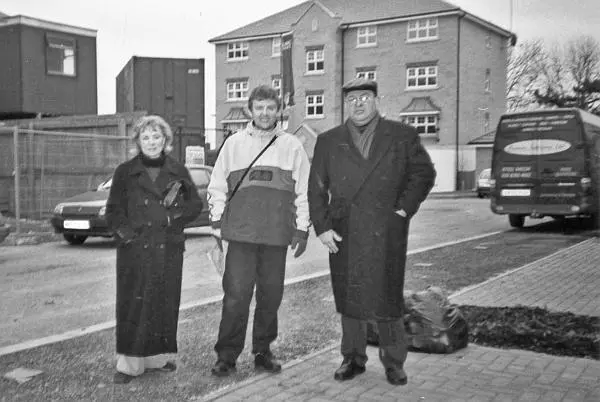 Моя жена Людмила Александр Литвиненко и автор на фото сделанном сыном Никитой - фото 18