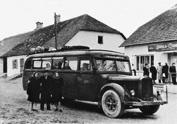Трофейный автобус МерседесБенц О4500 образца 1941 года использовавшийся в - фото 26