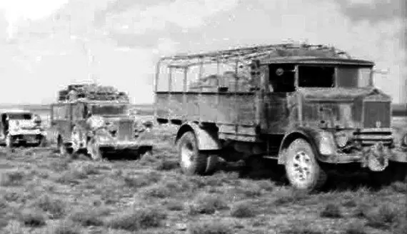 Колонна в составе 65тонного итальянского грузовика Лянча3RO NM с дизелем - фото 117
