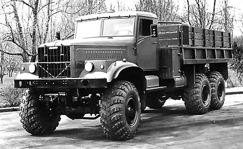 Армейский 75тонный грузовик КрАЗ255Б1 с 240сильным дизелем V8 1979 год - фото 244
