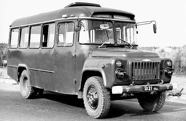 Опытный войсковой автобус КАвЗ685М с цельнометаллическим кузовом 1985 год - фото 329