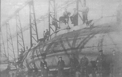 Подводная лодка Сом На палубе ПЛ Сом начальник Владивостокского порта - фото 62