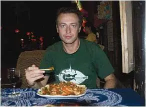 Но и без змеи еда в ресторане очень вкусная рекомендую Найти кафе очень - фото 139