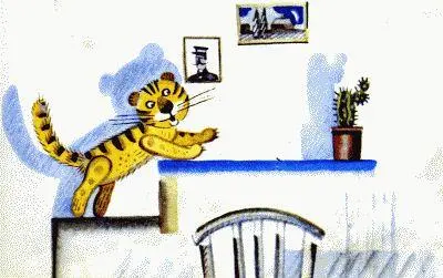 А самой близкой своей родственницей плюшевый тигр считал мамину меховую шубку - фото 4