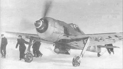 Благодаря мощному вооружению истребителиштурмовики FW190F8 с успехом - фото 50