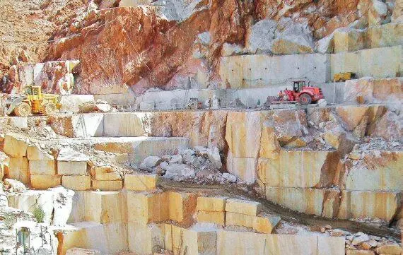 Добыча мрамора в Карраре современный вид Донато Браманте Пророк Захария - фото 31