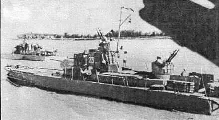 БКА пр 1125 На катере установлена литая башня танка Т34 и пулеметные башни - фото 71