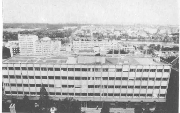 СенКлу ул Арманжо 2 штабквартира Интерпола в 19671989 годах Лион - фото 10