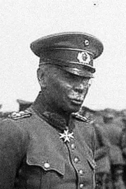 ГАНС ФОН СЕКТ 18661936 Это измена Ведь достаточно поставить всего дюжину - фото 19