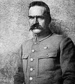 ЮЗЕФ КЛЕМЕНС ГИНЯТОВИЧ КОСЬЧЕША ПИЛСУДСКИЙ 18671935 Клички Дзюк Комендант - фото 26