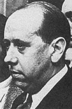 ХОСЕ МАРИЯ ХИЛЬРОБЛЕС И КИНЬОНЕС 18981980 Этот социалист поведет себя как - фото 47