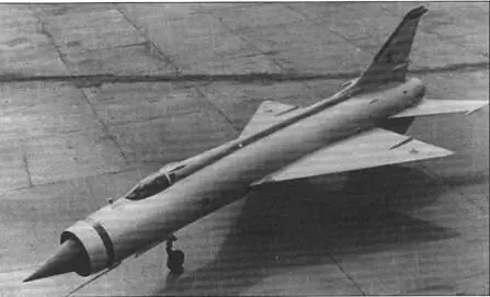 Е152А на заводских испытаниях пето 1959 г Носовая часть Е152А - фото 121