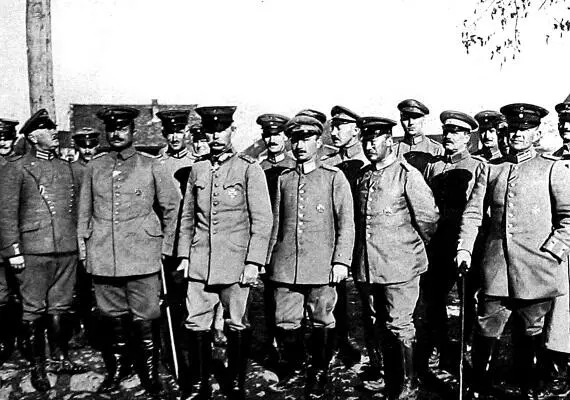 Германский военный министр и начальник Полевого Генерального штаба ген Э фон - фото 57
