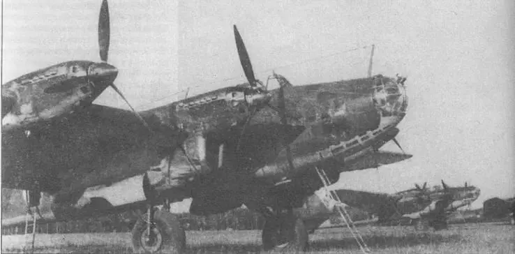 ТБ7 4 АМ35 лето 1941 г Еще при наборе высоты самолет 42036 Водопьянова - фото 67