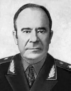 Начальник штаба 2й гвардейской танковой армии генерал АИ Радзиевский На - фото 40