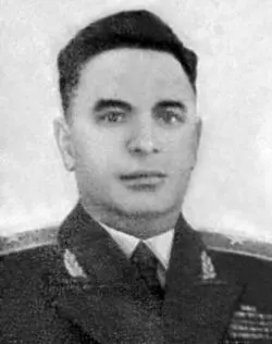 Член Военного совета 5й гвардейской танковой армии генерал ПГ Гришин В ночь - фото 66