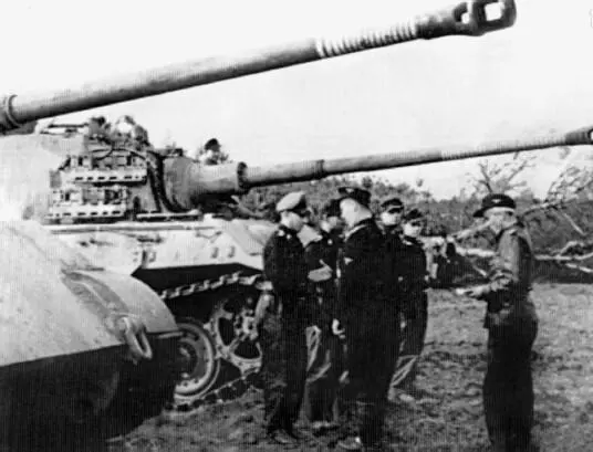 Королевские тигры 503го тяжелого танкового батальона СС Восточная - фото 31