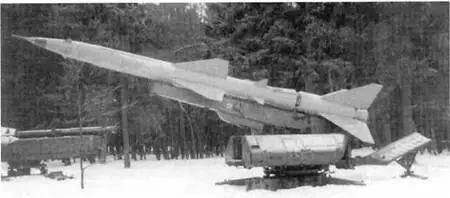 Пусковая установка СМ90 Повышение надежности ракеты также было достигнуто и - фото 38