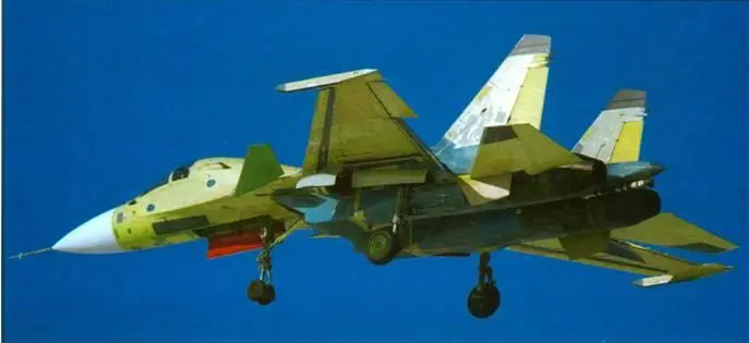 Су27КУБ в середине 1999 г сверху и в августе 2001 г На верхнем фото видно - фото 60