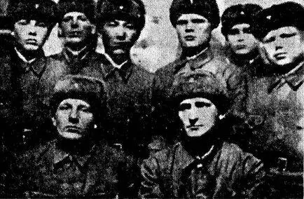 Курсантытюменцы 1942 г Но Юлик не был бы Юликом если бы не пошутил на - фото 1