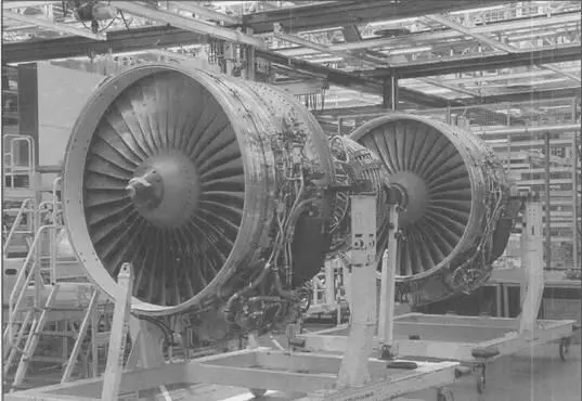 Сборочная линия двигателей CFM56 на заводе в Вильяроше Сборка французской - фото 82