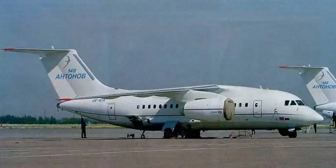 Самолеты Ан148 головной партии во время испытаний в аэропорту Карши Однако - фото 11