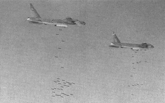 B52F из состава 454го авиакрыла бомбят Южный Вьетнам 1965 г Операция Эрк - фото 35