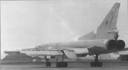 Ту22МР в строевой части В декабре 1985 года начались летные испытания - фото 51
