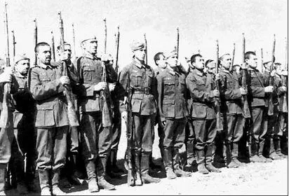 Подразделение СевероКавказского легиона сентябрь 1942 года В сентябре 1942 - фото 35