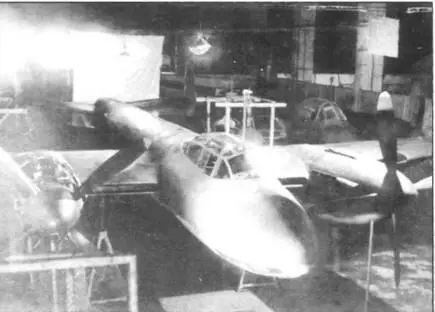 ДБ2ВК108 в заводском цеху В августе 1944 г конструкторский отдел завода - фото 70