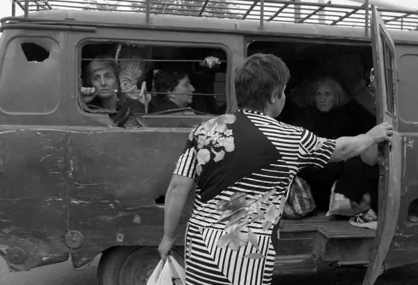Эвакуация из грузинской деревни Фото Г Абадаладзе Беженцы из грузинских - фото 34
