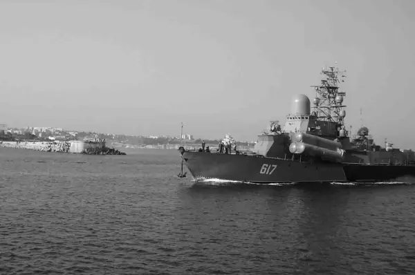 Возвращение МРК Мираж в Севастополь Август 2008 г ЗУР Оса на МРК та - фото 47