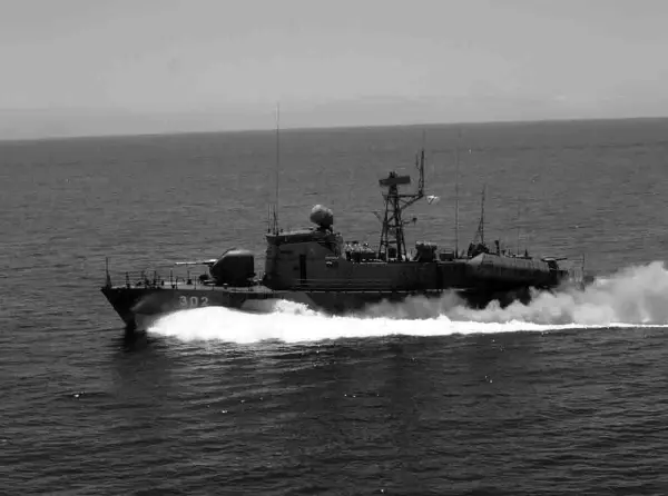 Ракетный катер Тбилиси в море И вот что осталось от РКА Тбилиси - фото 50