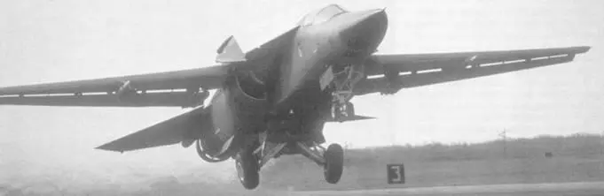 За время своего пребывания в Юго Восточной Азии истребители F111A налетали в - фото 70