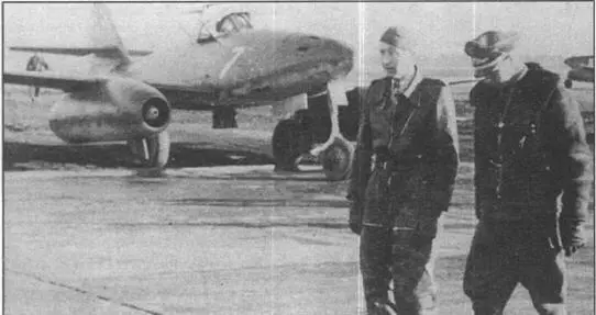 Me 262 майора Хохагена Топливный кризис с конца 1944 г охвативший - фото 51