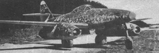 Этот истребительбомбардировщик Me 262 состоял с начала в составе KG5J потом - фото 52