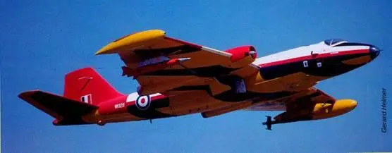 Канберра ТТ 18 WK128 из состава RAF Фейфорд июль 1996 г Канберра - фото 70