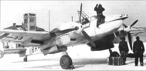 Разведчик Bf 110F3 из отряда 2F33 Восточный фронт ориентировочно зима - фото 63