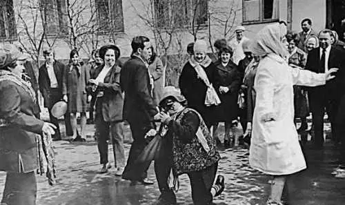 1974 г Свадьба Галины Дербишиной Фото из коллекции автора И вот что - фото 42