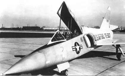 Первый серийный F106B сер 572507 У конструкторов Конвэр еще были - фото 81