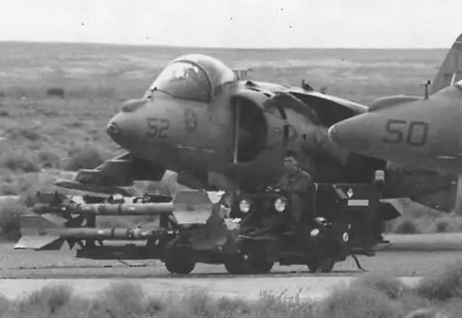 Первый полет с зависанием произошел 21 октября 1960 г а первый полет с полным - фото 144