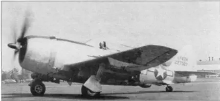 Опытный XP47N P47N с подкрыльевыми баками мог покрыть расстояние до 3200 - фото 54