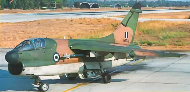 А7Е Corsair II ВВС Греции Греция авиабаза Араксос 11 августа 2008 г - фото 59
