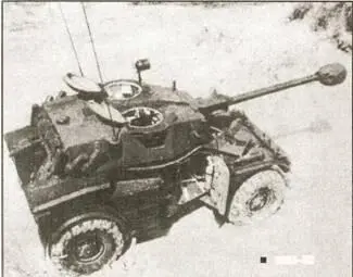 AML90 Был построен еще один вариант бронеавтомобиля AML 6020 с совершенно - фото 134